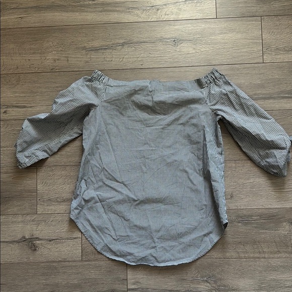 Babaton Black and White Gingham Off-the-Shoulder Relaxed Blouse - Picture 8 of 8